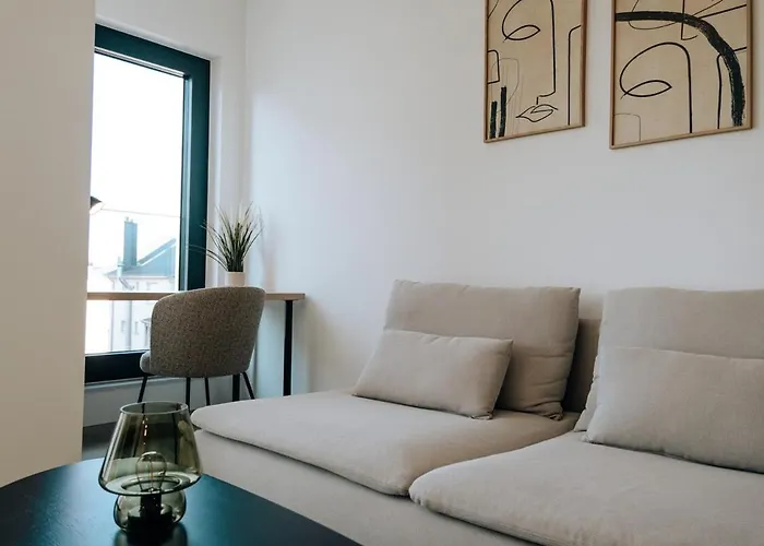 New Modern Near And Gare Lux